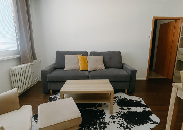 Ponúkame Vám na prenájom 2-izbový byt v Bratislave